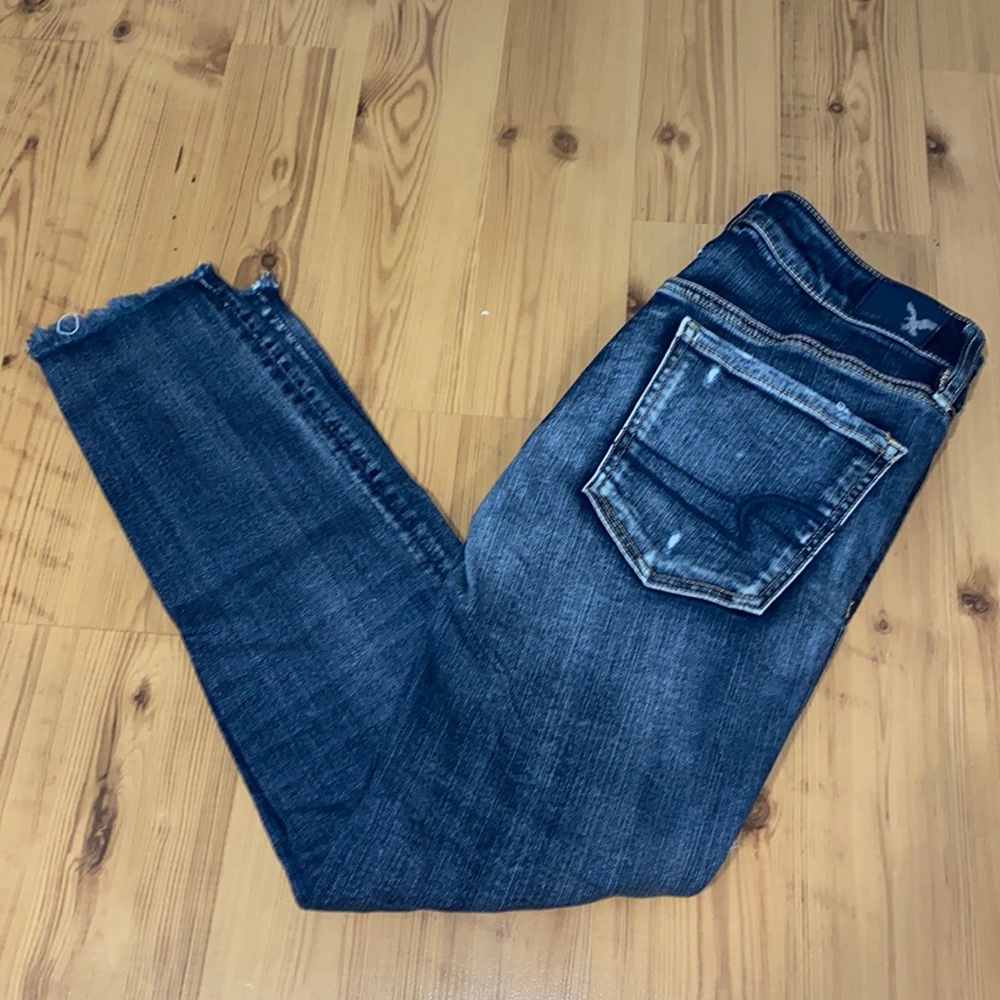 American eagle distressed jeggings